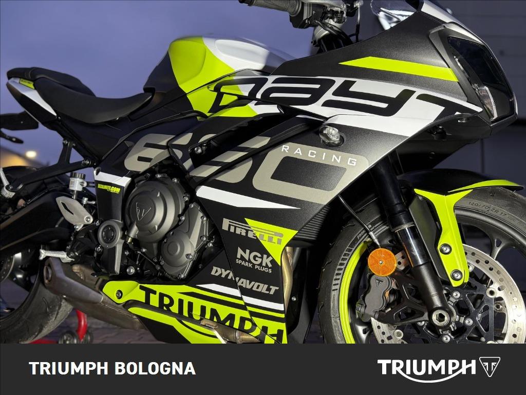 TRIUMPH Daytona 660 Abs