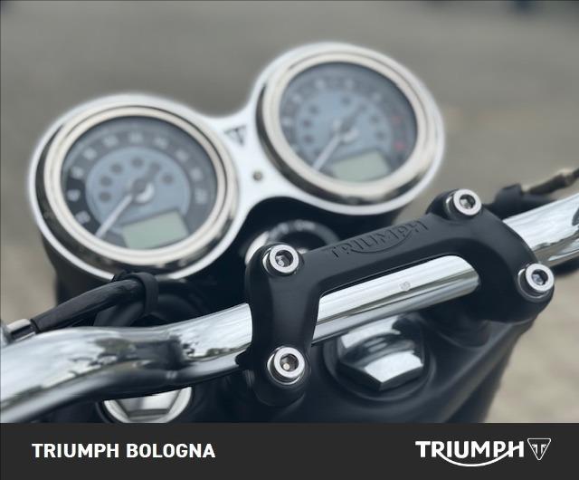 TRIUMPH Bonneville 900 T100 Aluminium/Baja Orange E5