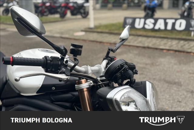 TRIUMPH Speed Triple 1050 