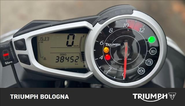 TRIUMPH Speed Triple 1050 