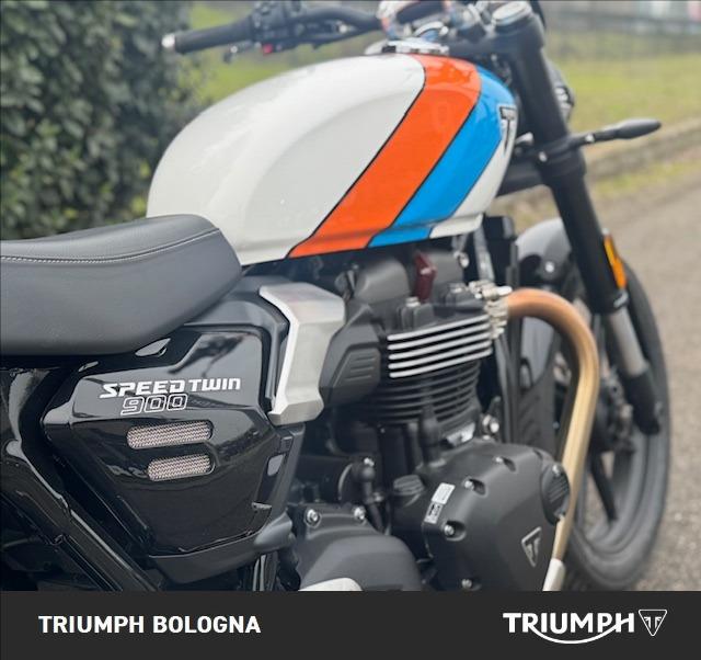 TRIUMPH Speed Twin 900 Pure White/Blue/Orange Abs