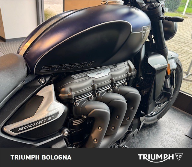 TRIUMPH Rocket III 2500 Storm R