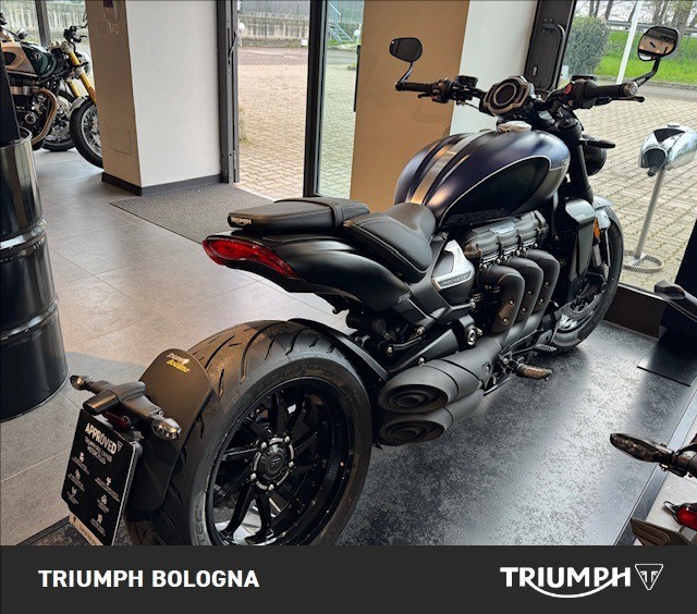 TRIUMPH Rocket III 2500 Storm R