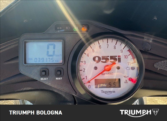 TRIUMPH Speed Triple 955 