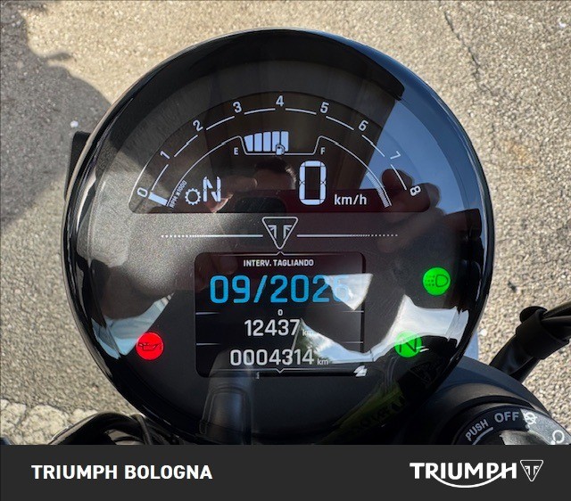 TRIUMPH Speed Twin 900 Phantom Black/Aurum Gold Abs