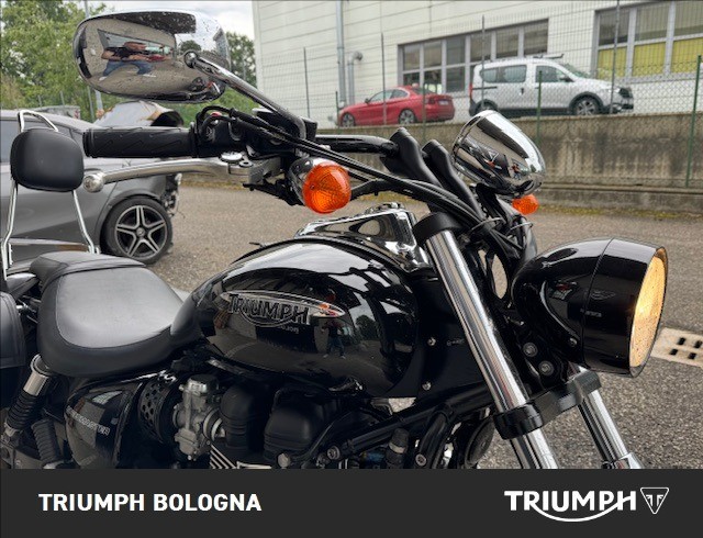 TRIUMPH Speedmaster 865 