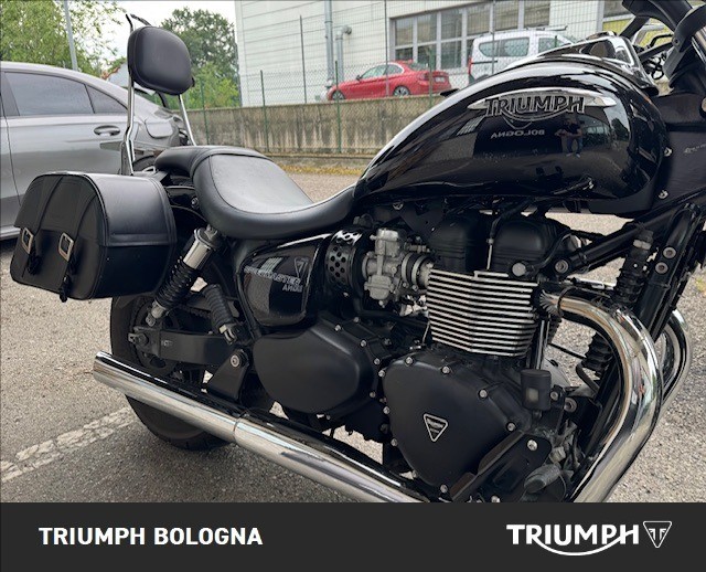 TRIUMPH Speedmaster 865 
