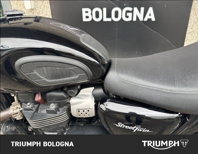 TRIUMPH Street Twin 900 