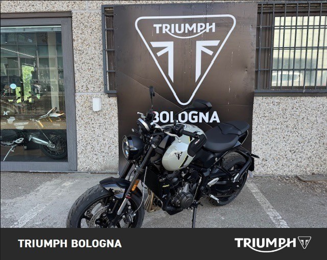 TRIUMPH Trident 660 Diablo Red / Sapphire Black Abs