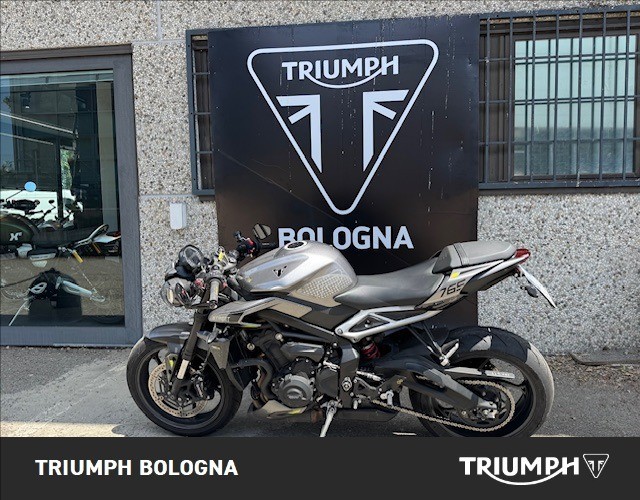 TRIUMPH Street Triple 765 R