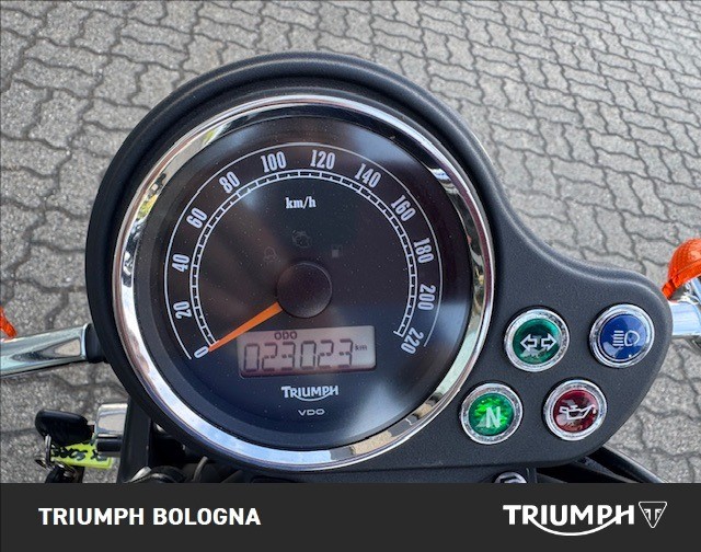 TRIUMPH Bonneville 865 T100 SE